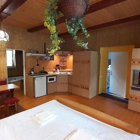 Resort Chribska Apartmany Adri Extérieur photo