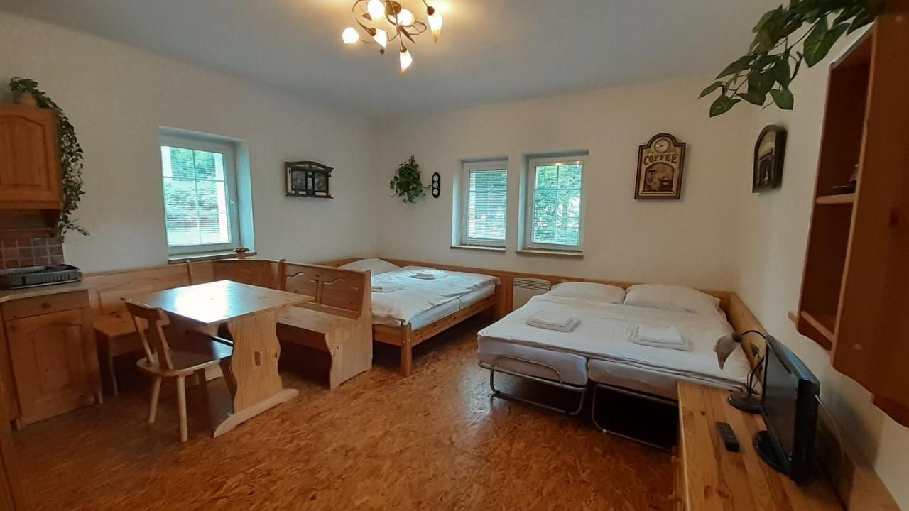Resort Chribska Apartmany Adri Extérieur photo