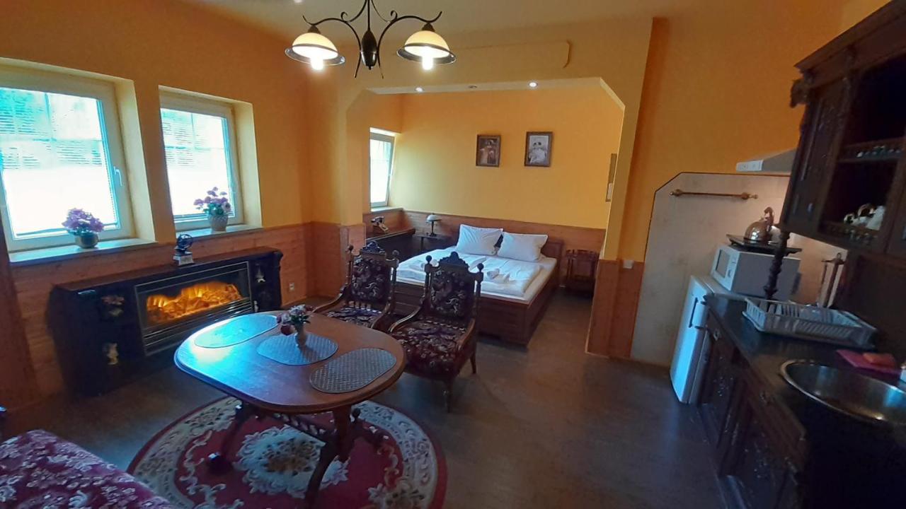 Resort Chribska Apartmany Adri Extérieur photo